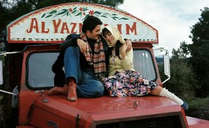 Selvi_Boylum_Al_Yazmalim_39