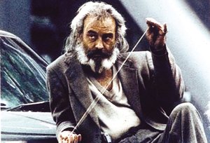 Paramparca_Asklar_Kopekler_01
