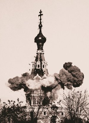 Ayastefanostaki_Rus_Abidesinin_Yikilisi