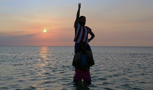 Robinson_Crusoe_Cuma_08