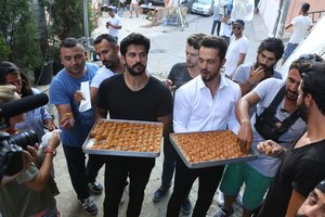 Kardesim_Benim_10