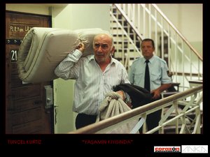 Yasamin_Kiyisinda_05