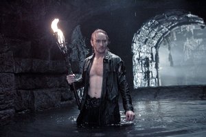 Karanliklar_Ulkesi_Evrim_12