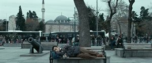 Melekleri_Tasiyan_Adam_03