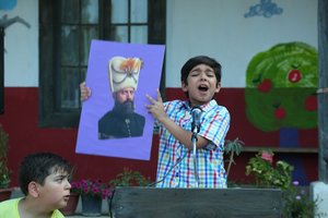 Bizim_Koyun_Sarkisi_05
