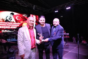 Altinok_Oz-Kubat_01