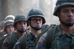 Snowden_Dunyanin_En_Cok_Aranan_Adami_08