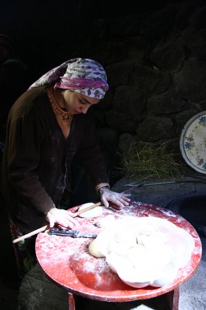 Zuhal_Topal_03