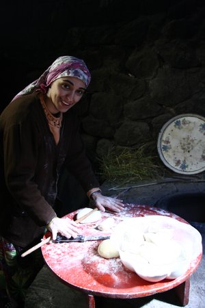 Zuhal_Topal_05