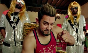 Superstar_Hayallerinin_Pesinden_Kos_01