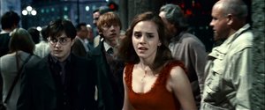 Harry_Potter_Ve_Olum_Yadigarlari_Bolum_1_13