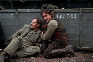 Sherlock_Holmes_Golge_Oyunlari_07