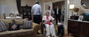 Celal_Tan_Ve_Ailesinin_Asiri_Acikli_Hikayesi_11