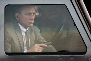 Skyfall_007_31