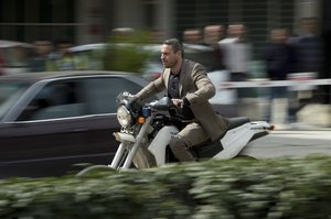 Skyfall_007_38