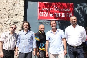 Cakallarla_Dans_2_Hastasiyiz_Dede_26