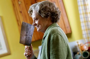 Keeping_Mum_14